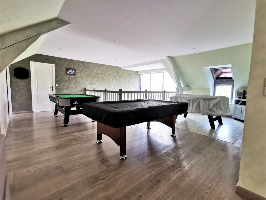Maison T8 à Laval