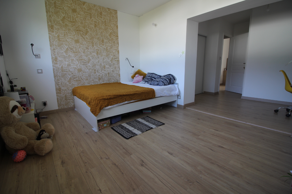 Maison T6 à Thorigne fouillard
