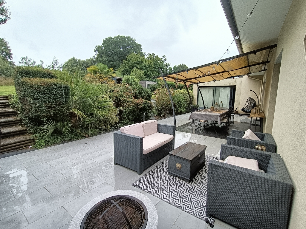Maison T7 à Le theil de bretagne