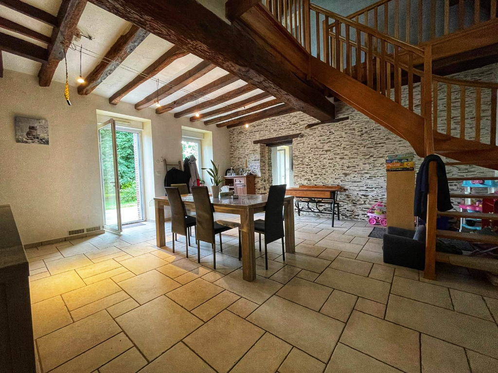 Maison T15 à Loire