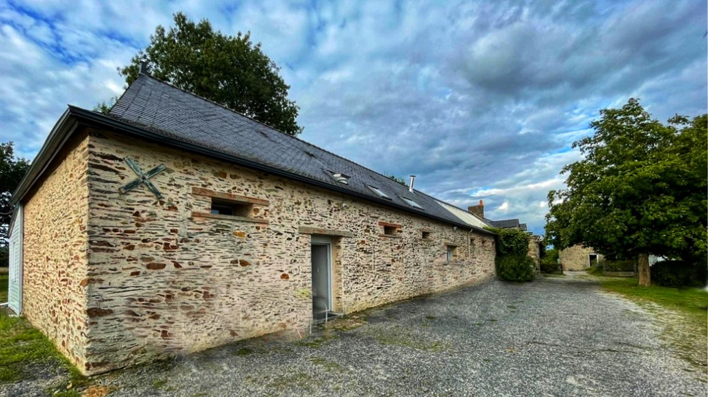 Maison T15 à Loire