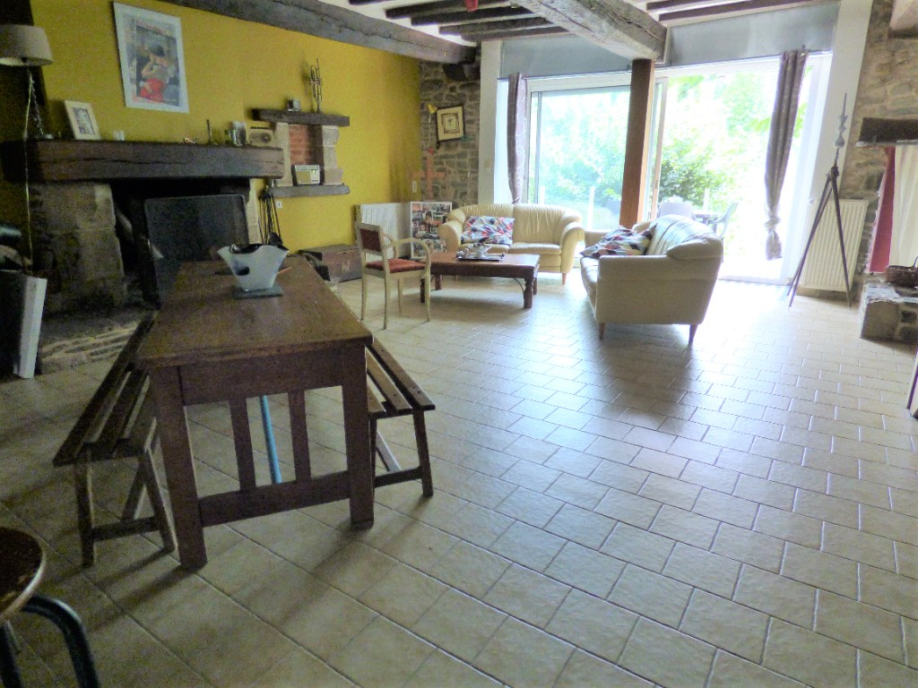Maison T6 à Marcille robert