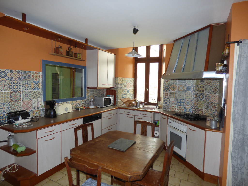 Maison T6 à Marcille robert