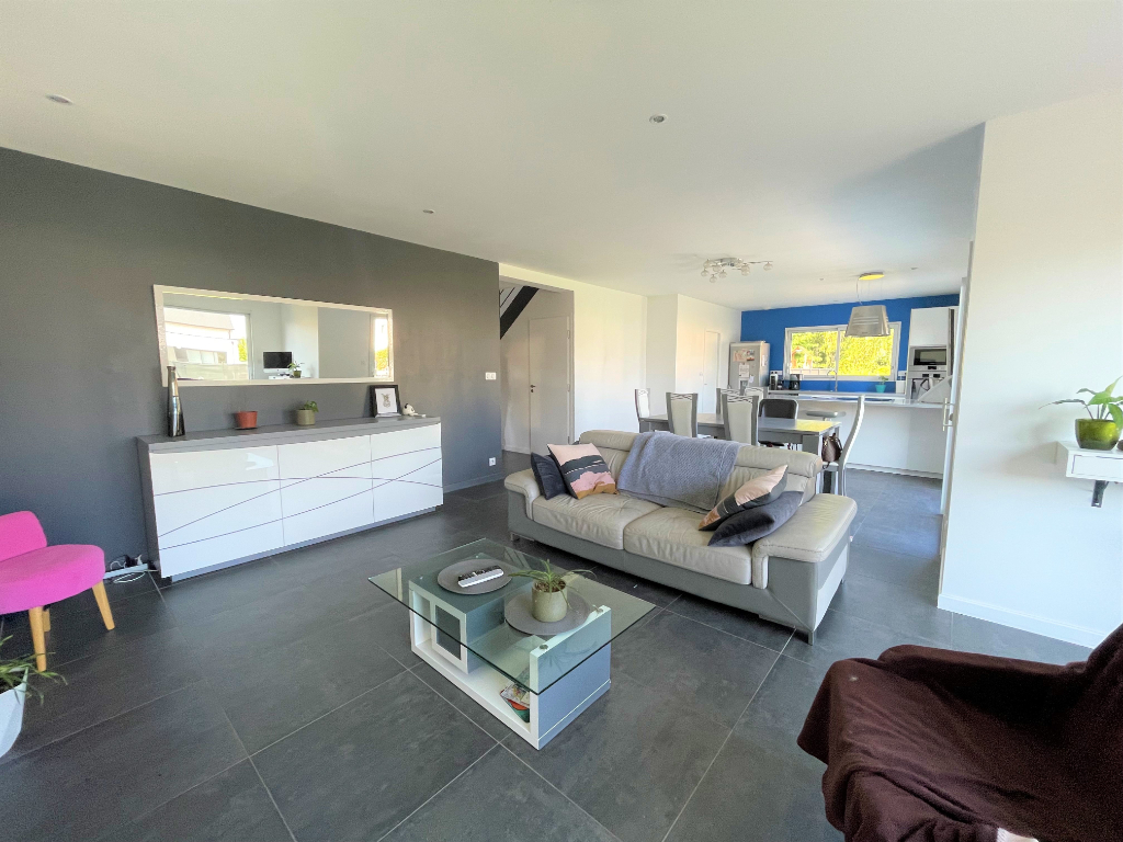 Maison T6 à Bedee