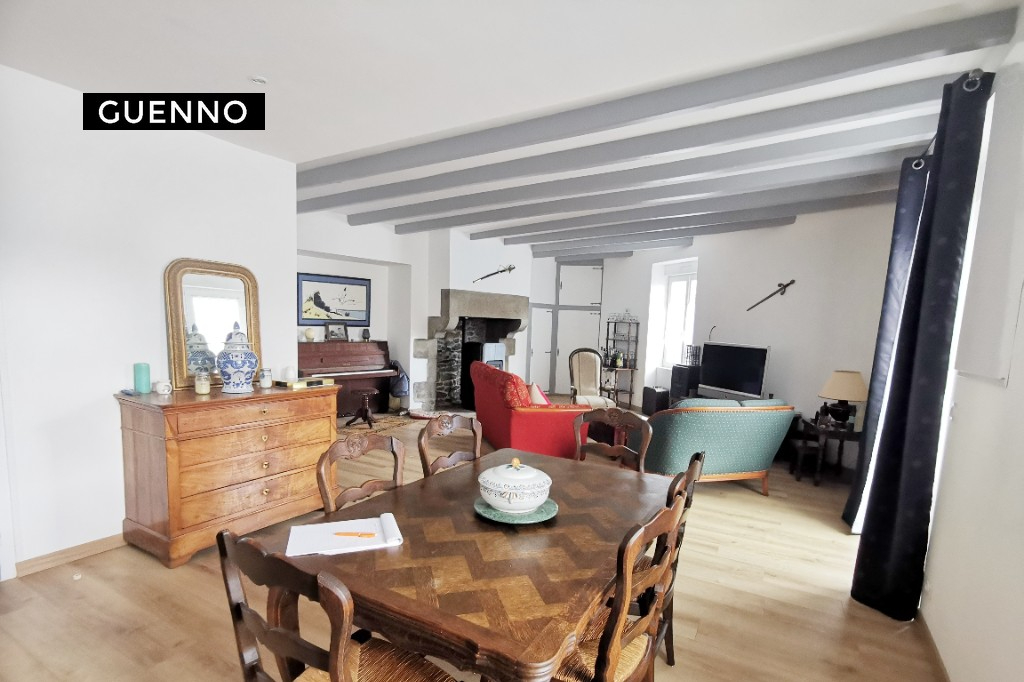 Maison T6 à Mesnil roc'h