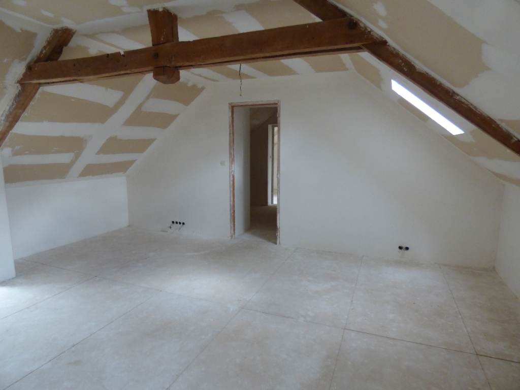 Maison T4 à Thourie