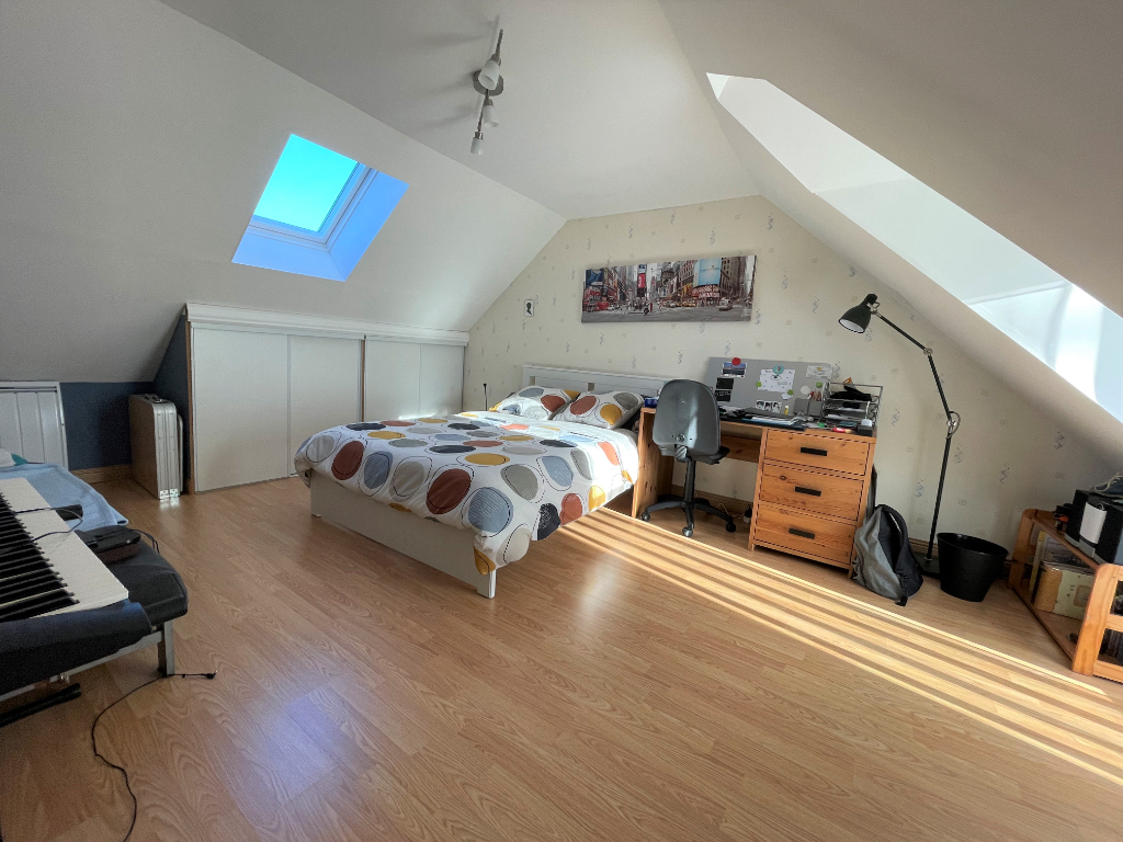 Maison T8 à Vezin le coquet