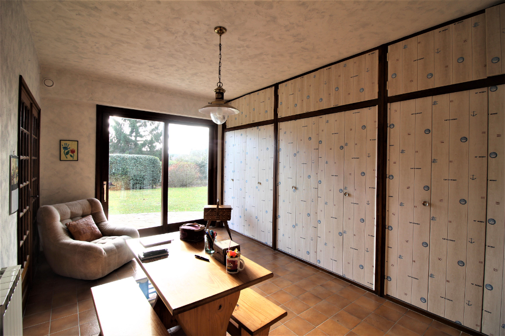 Maison T8 à Chateaubourg