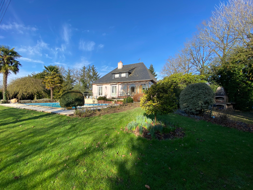 Maison T8 à Vitre