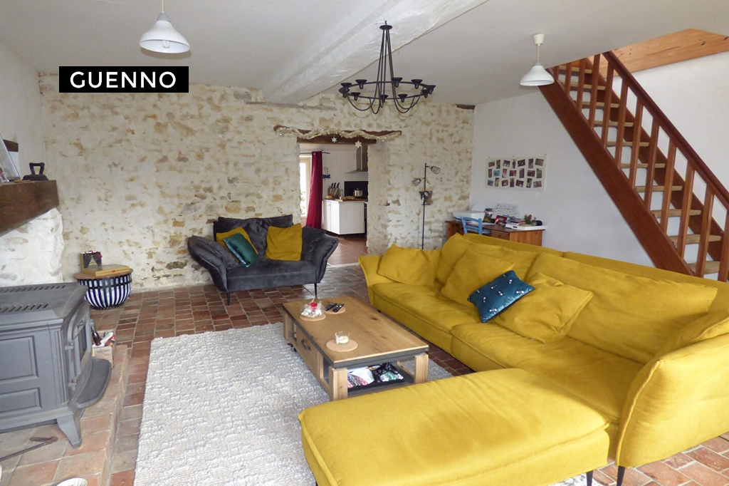 Maison T10 à Villepot
