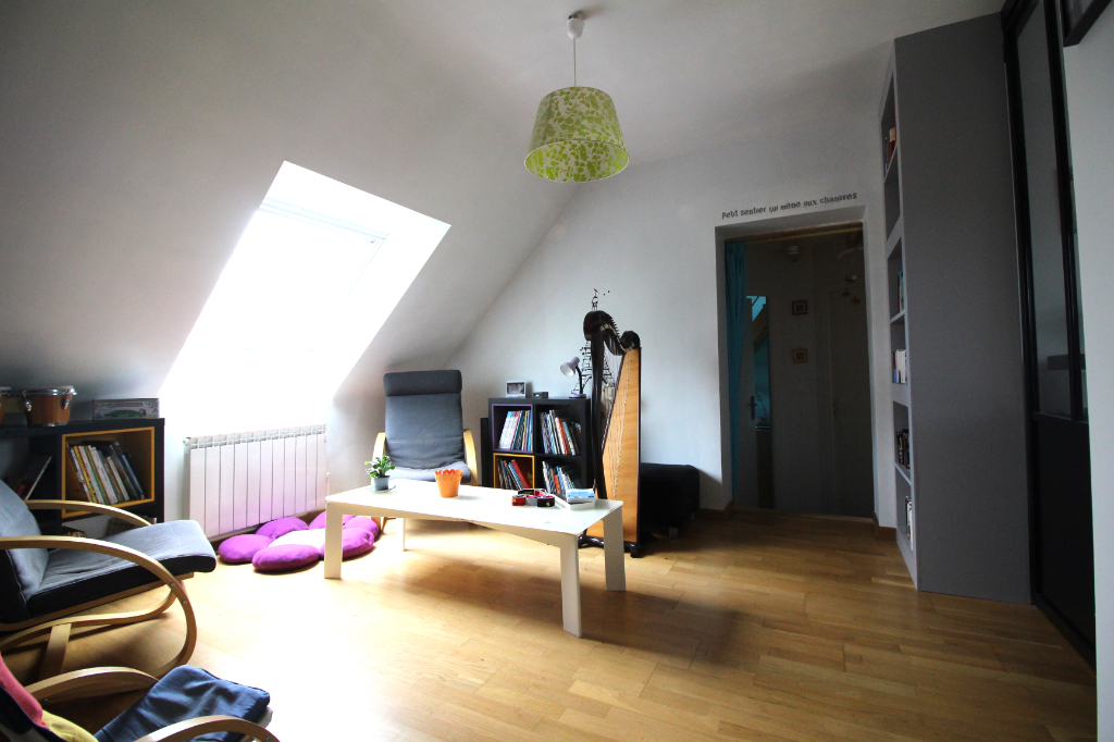 Maison T6 à Acigne