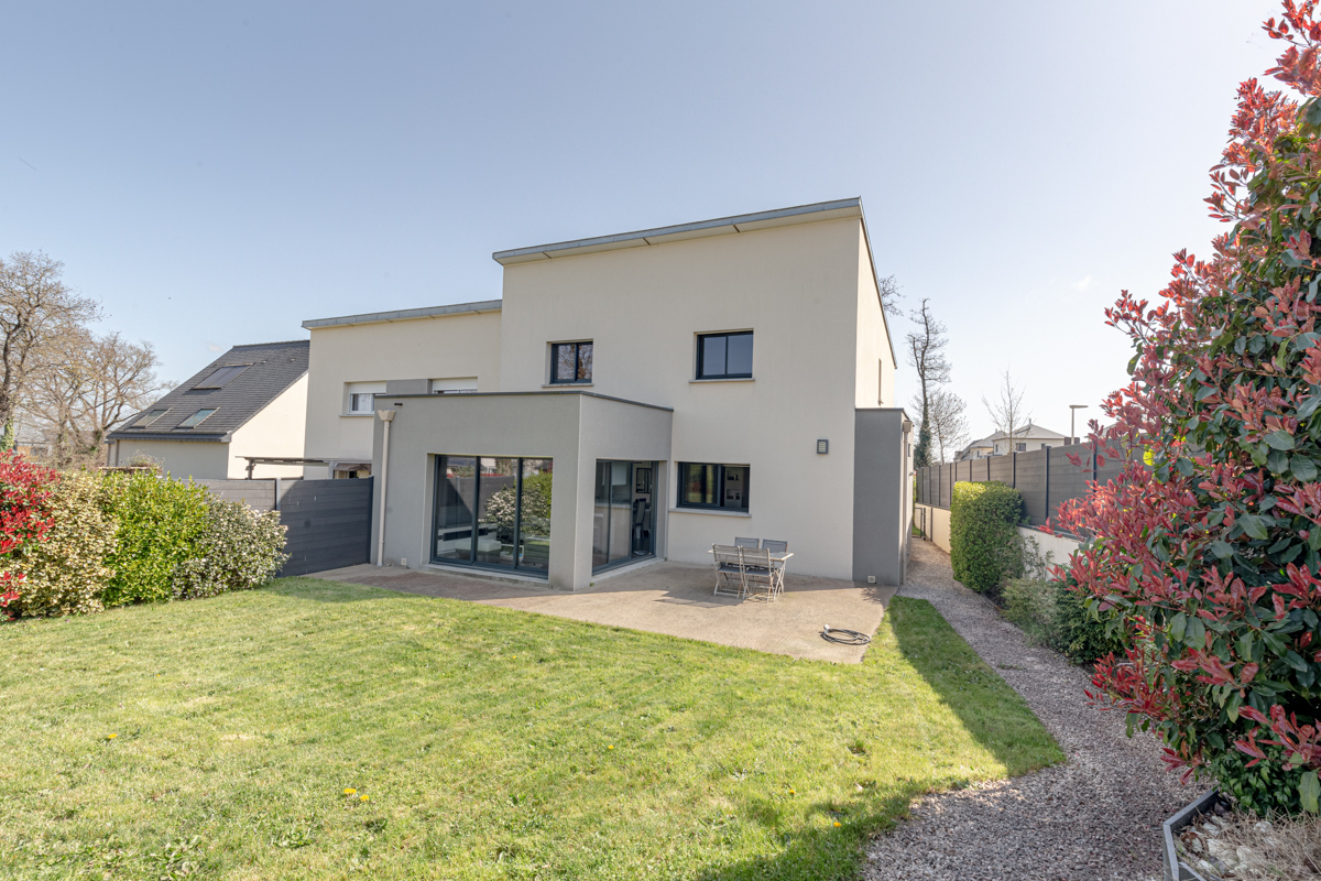 Maison T6 à Guichen