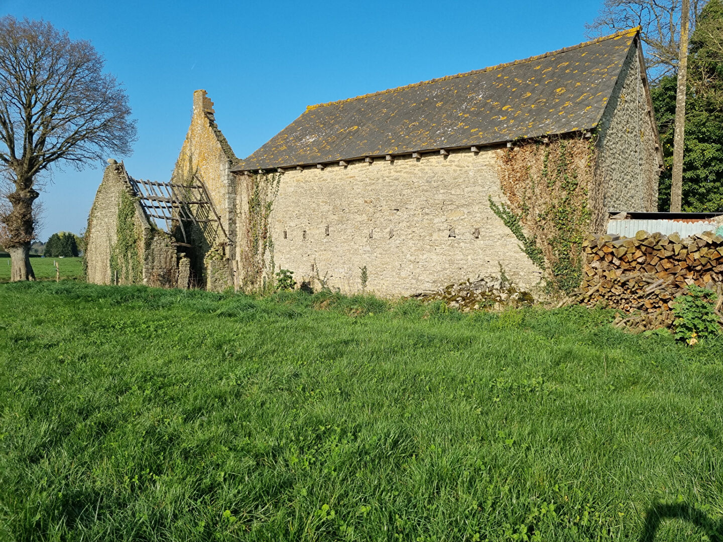 Maison T0 à Yvignac la tour