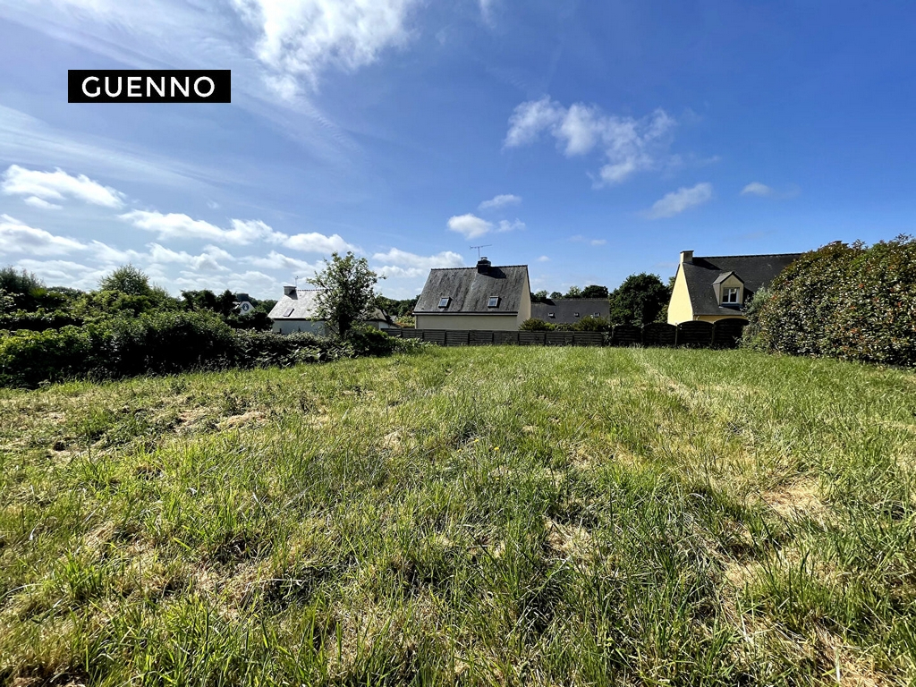 Terrain  à Guipel