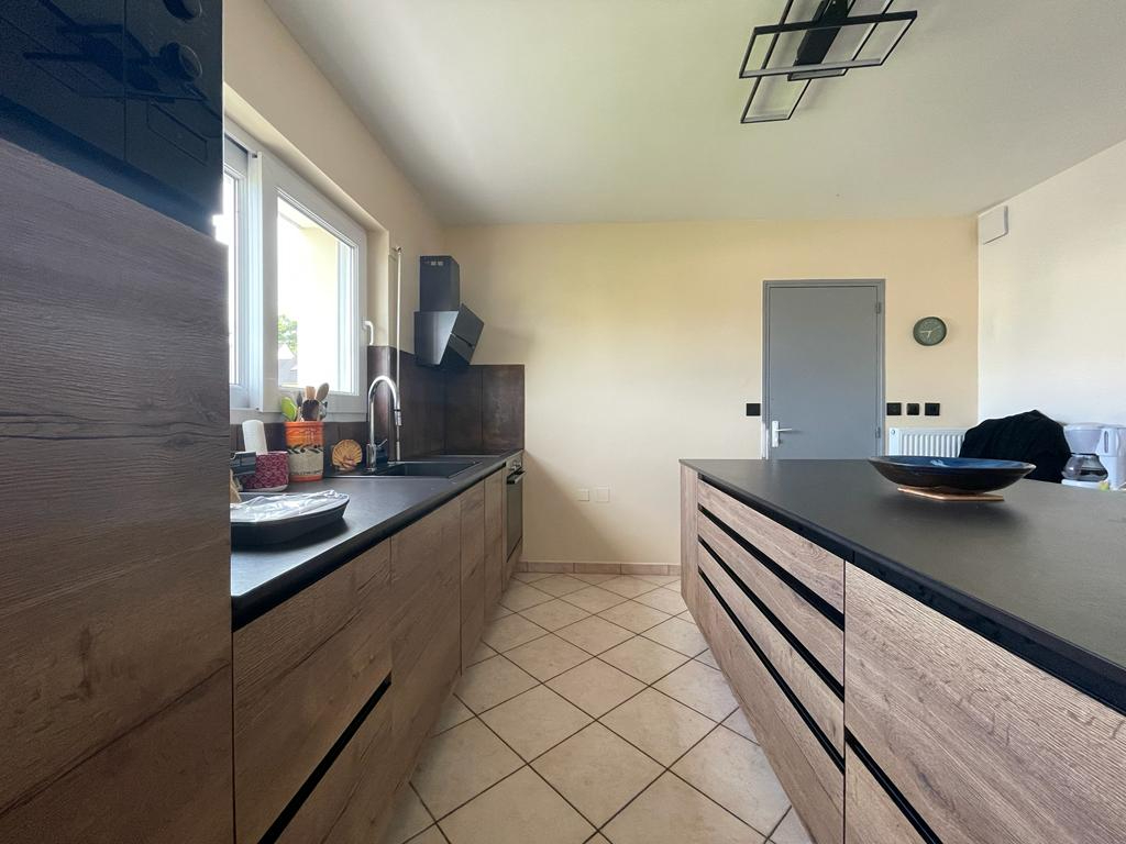 Maison T6 à Saint carné