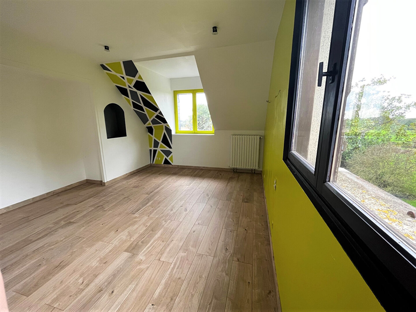 Maison T7 à Saint aubin du cormier