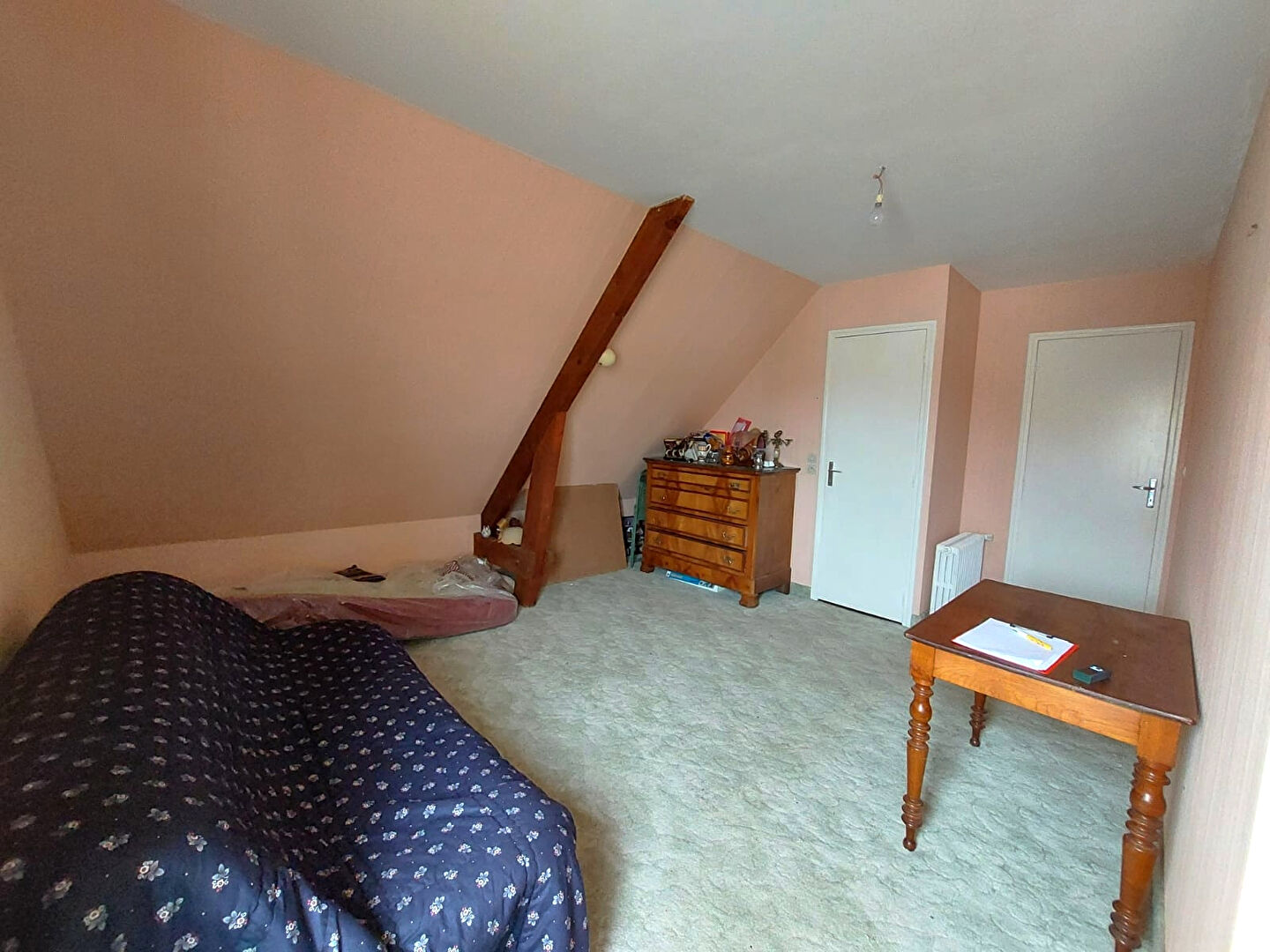 Maison T8 à Ernee