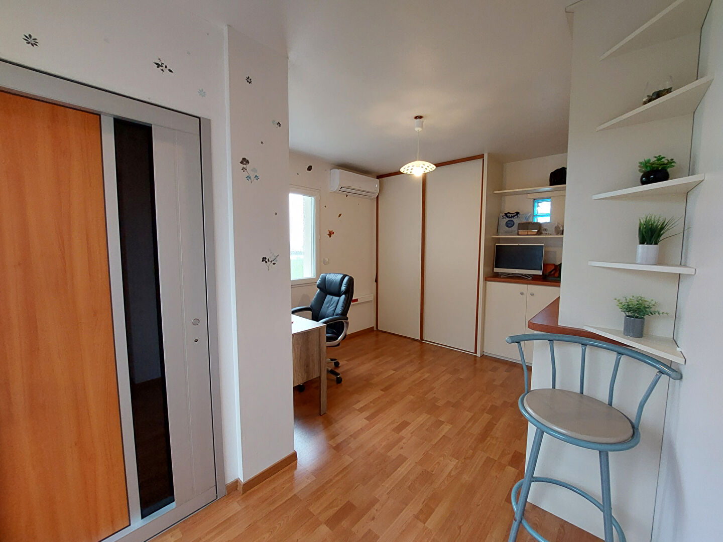 Maison T8 à Erbree