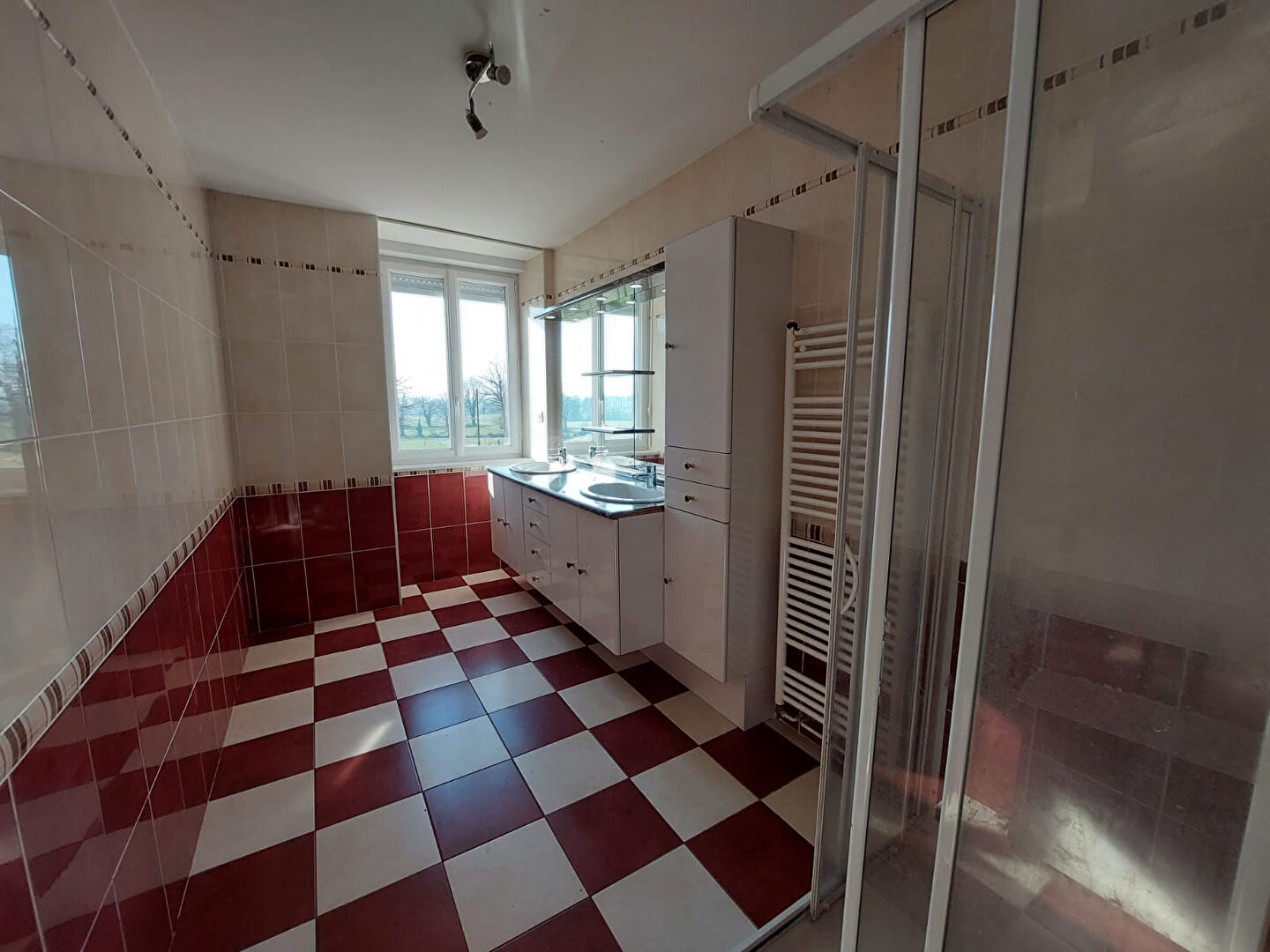 Maison T5 à Saint germain le guillaume