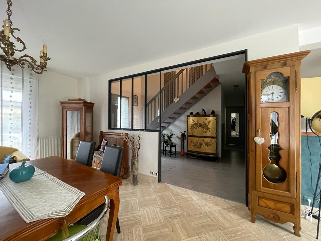 Maison T5 à Saint gregoire