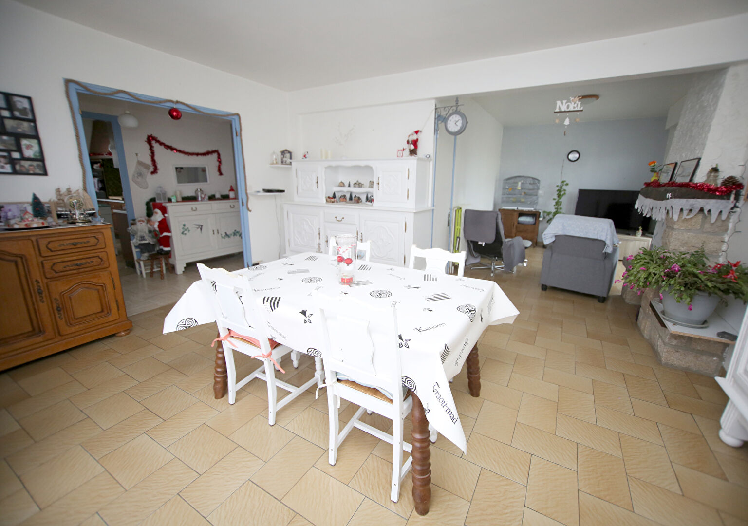 Maison T6 à Tinteniac