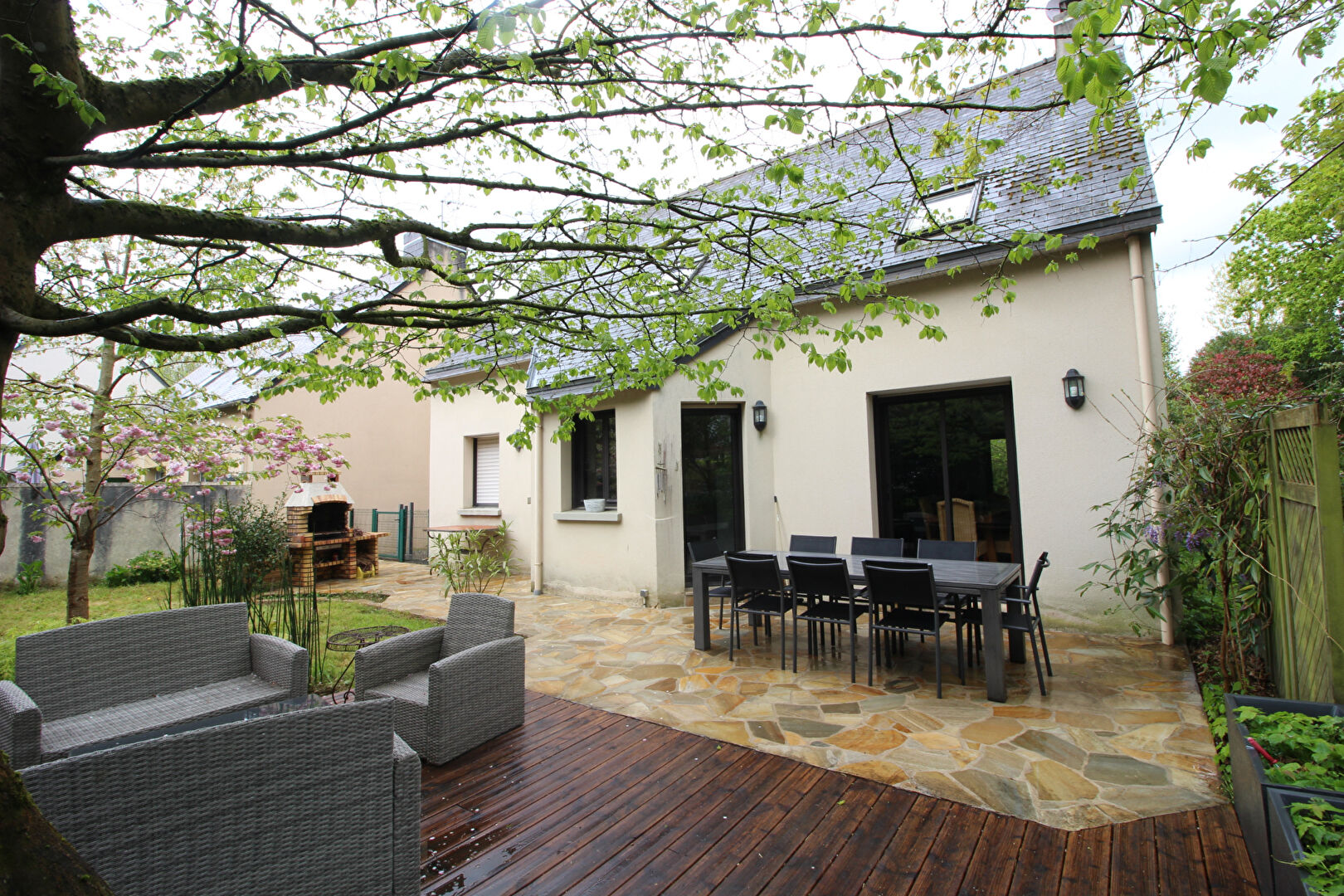 Maison T7 à Montfort sur meu
