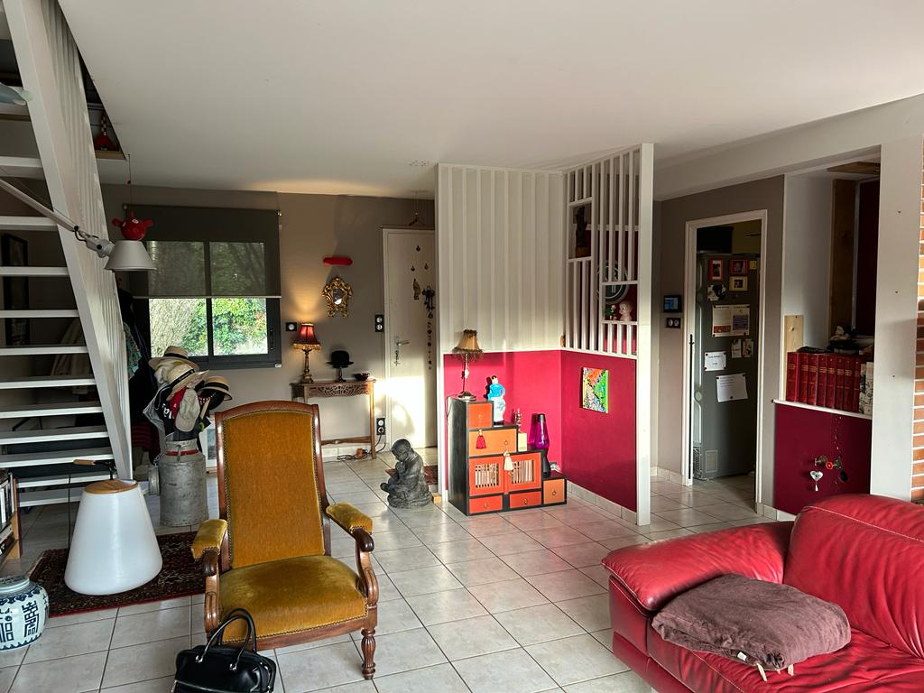 Maison T6 à Pace