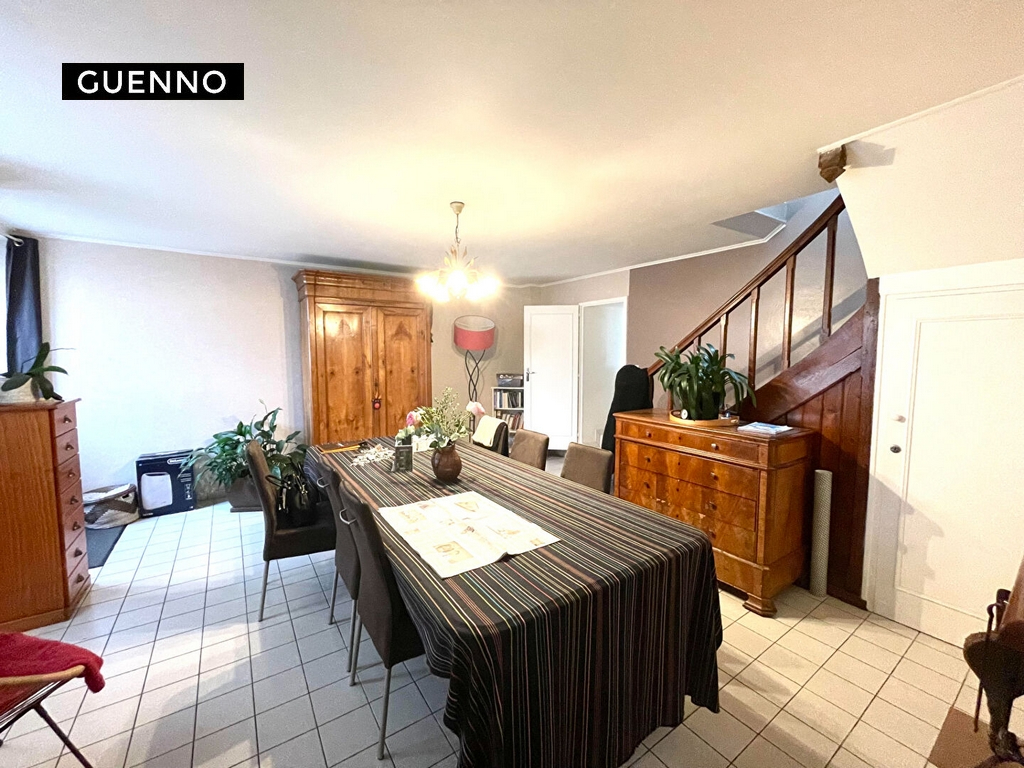 Maison T5 à Montfort sur meu