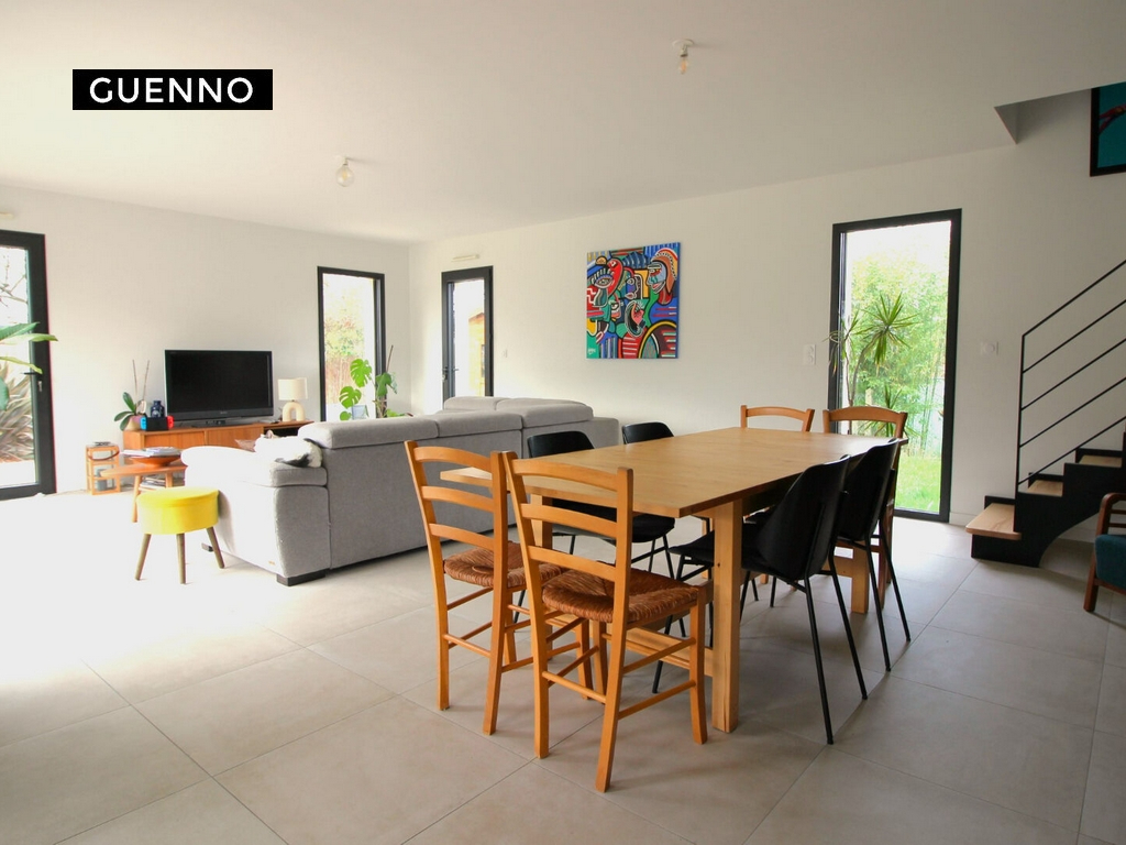 Maison T6 à Plechatel