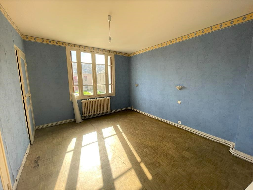 Maison T6 à Montfort sur meu