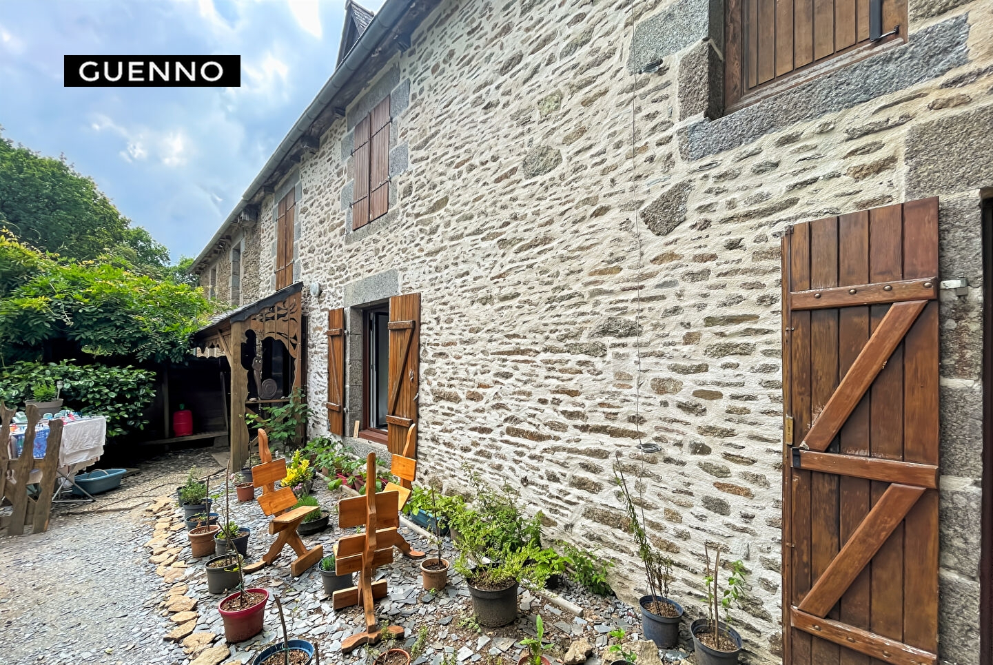 LONGERE Gomene
