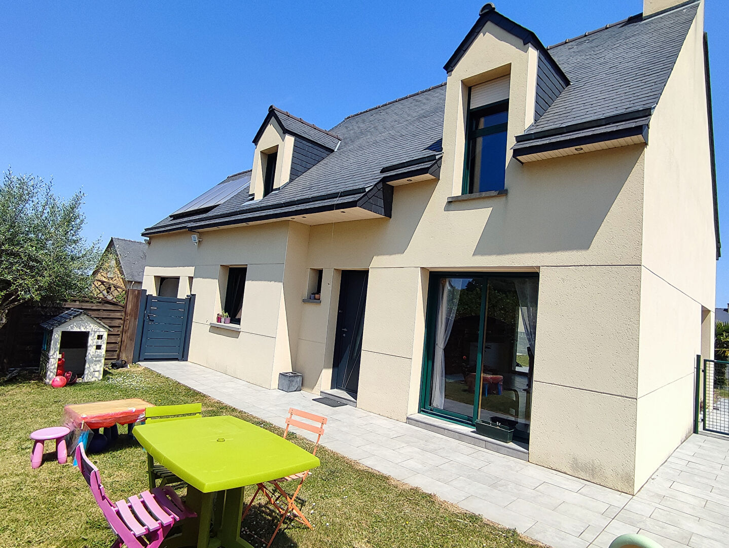 Maison T6 à Irodouer