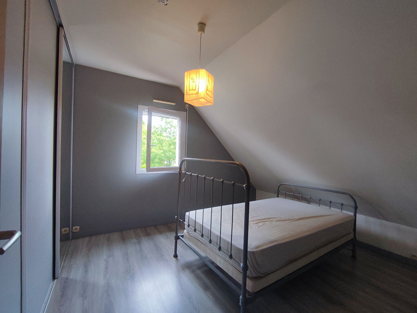 Maison T6 à Val d anast