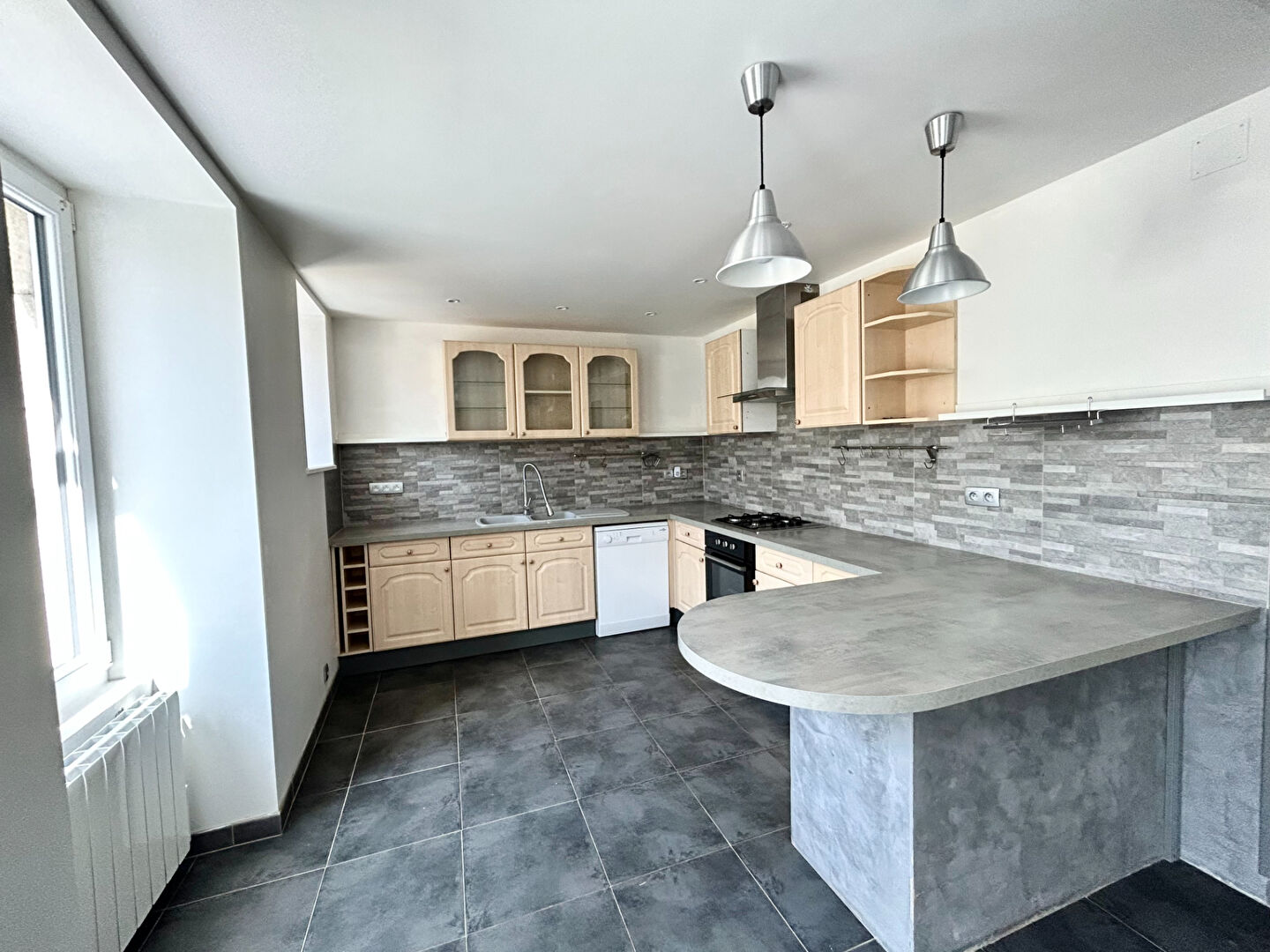 Maison T6 à Plumaudan