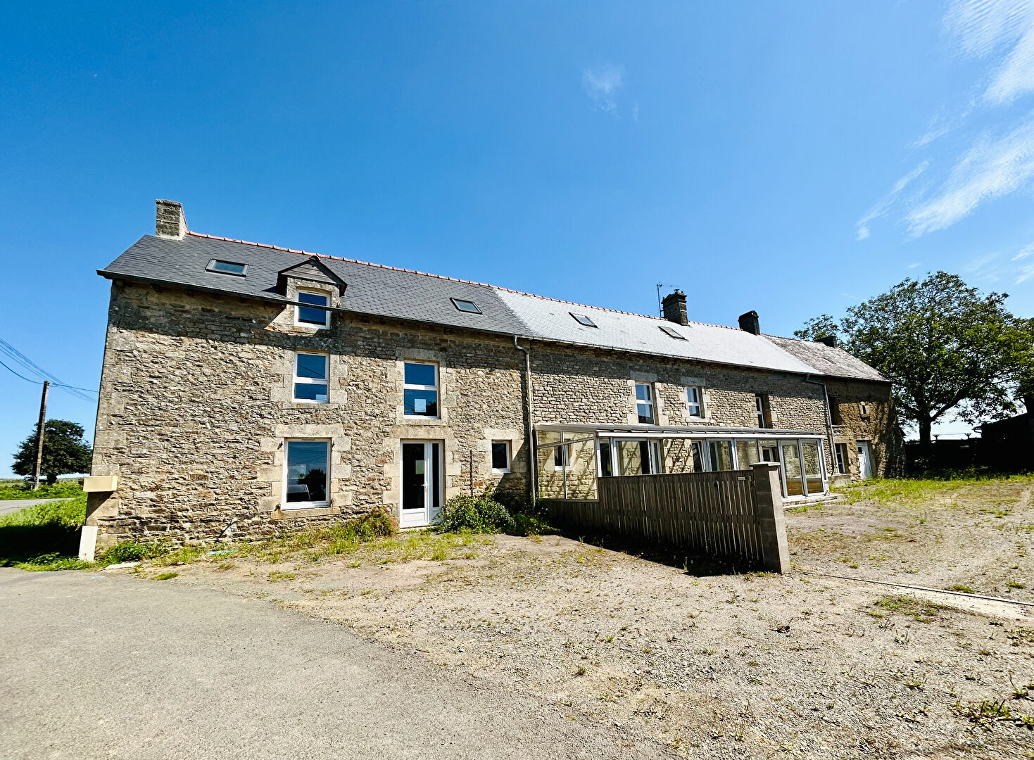 Maison T6 à Plumaudan
