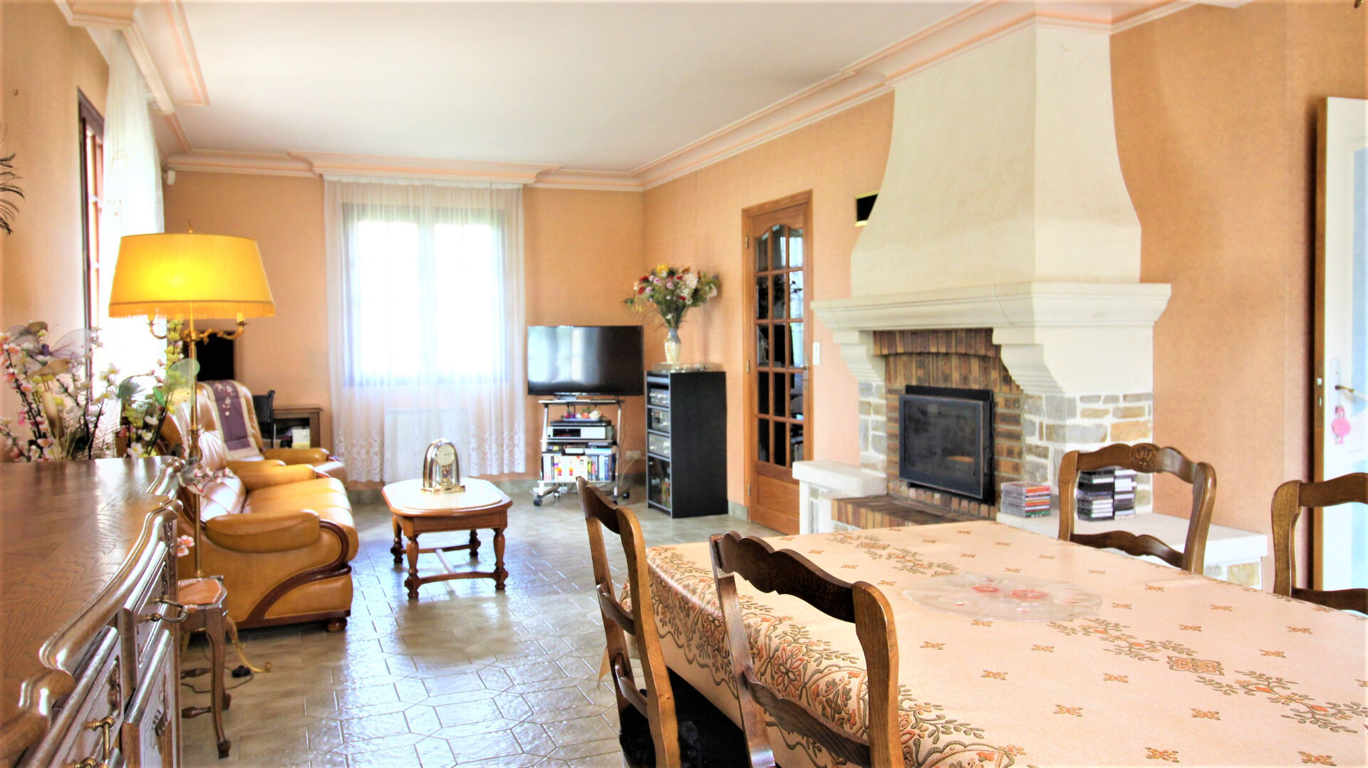 Maison T6 à Bruz