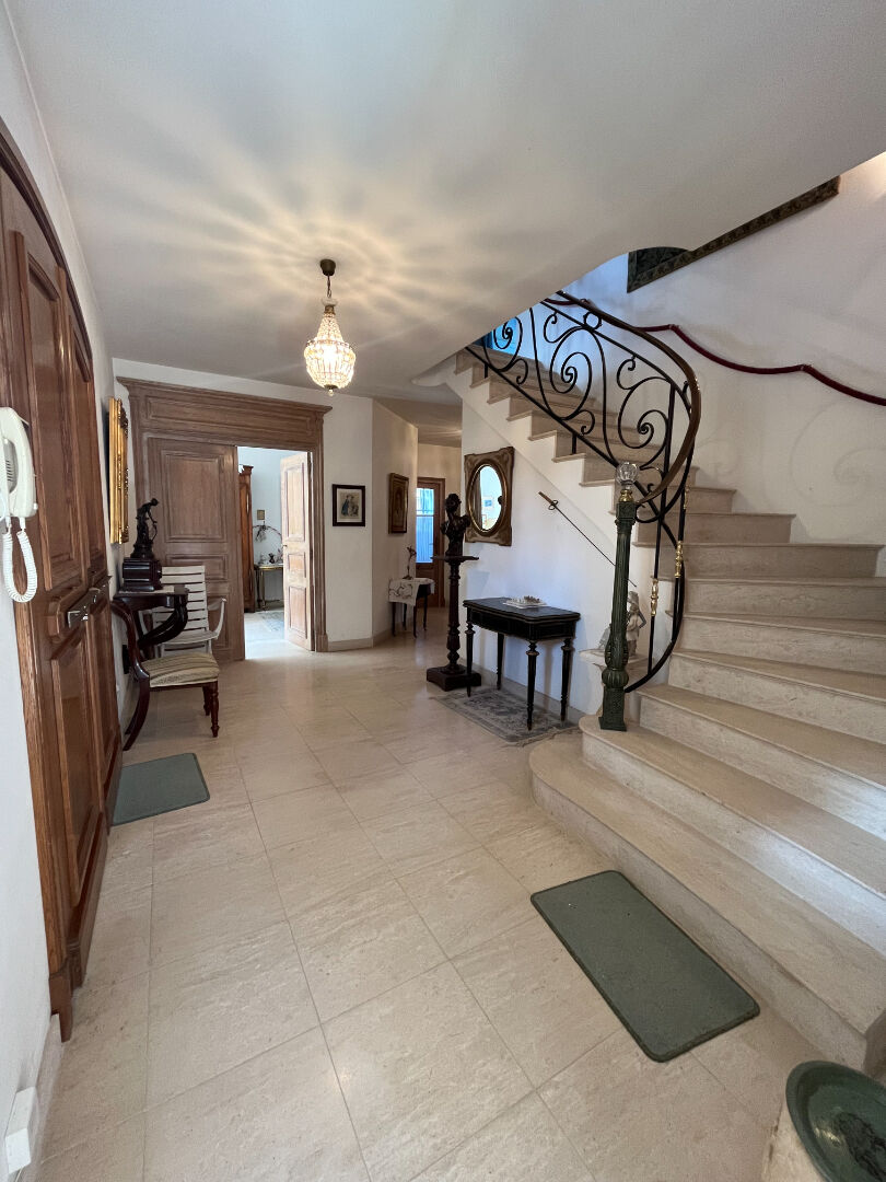 Maison T6 à Nanteuil le haudouin