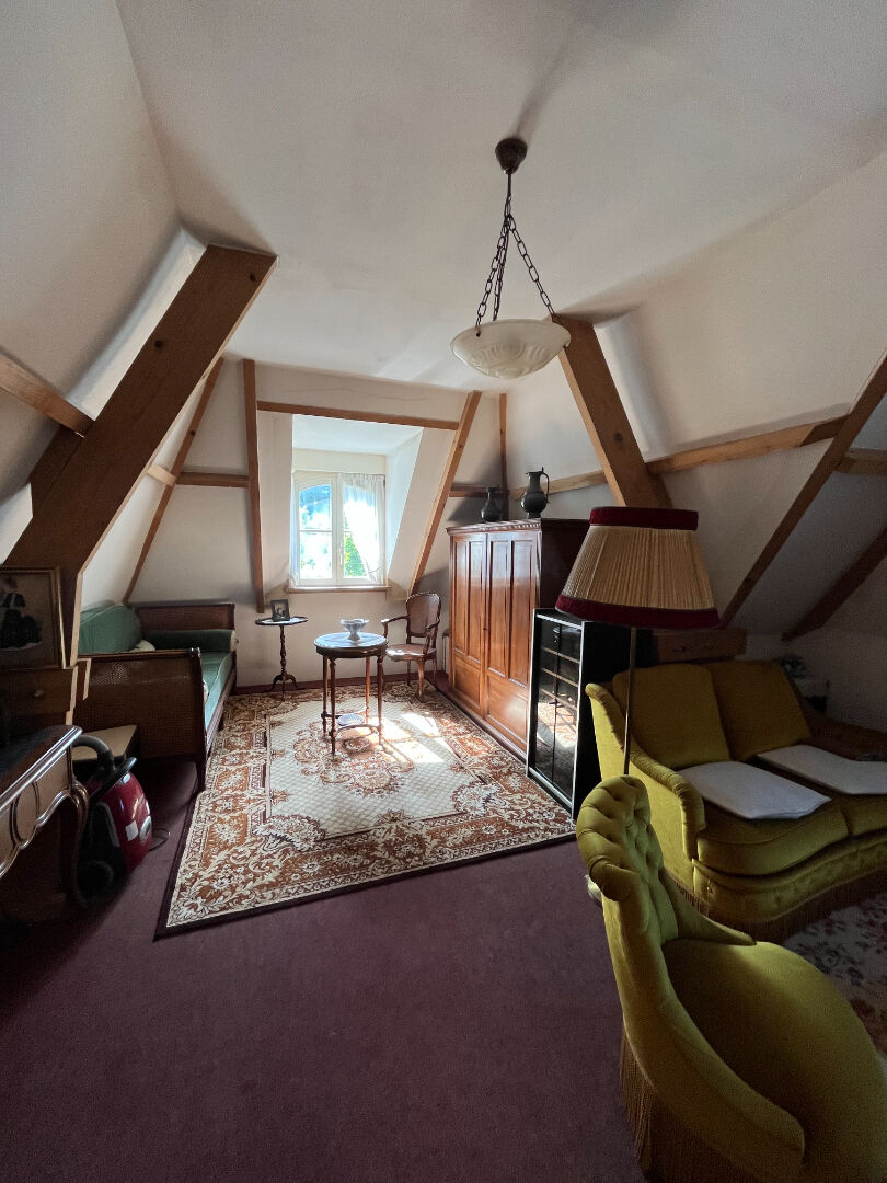 Maison T6 à Nanteuil le haudouin