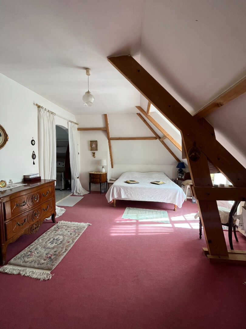 Maison T6 à Nanteuil le haudouin