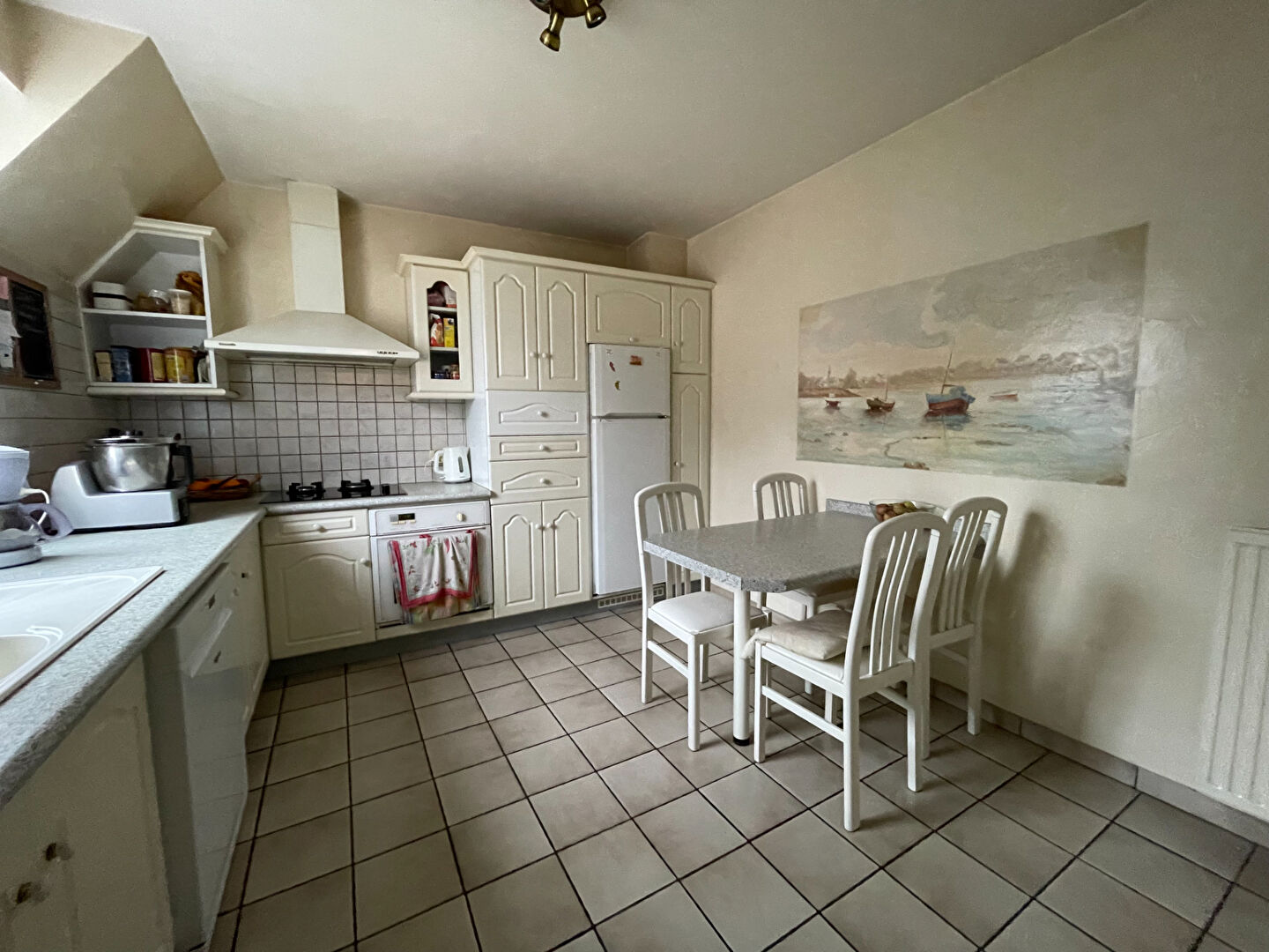 Maison T10 à Le mene