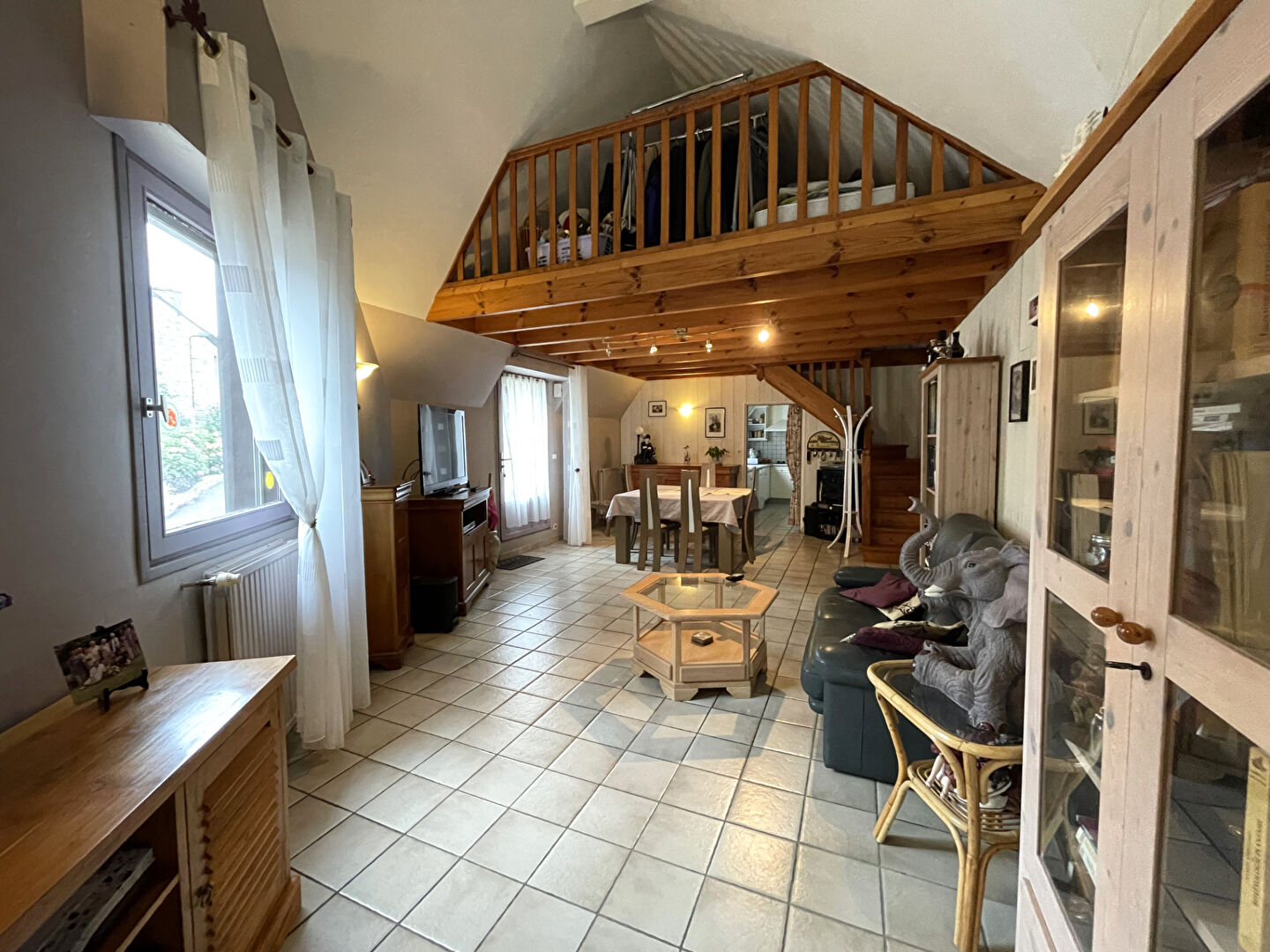 Maison T10 à Le mene