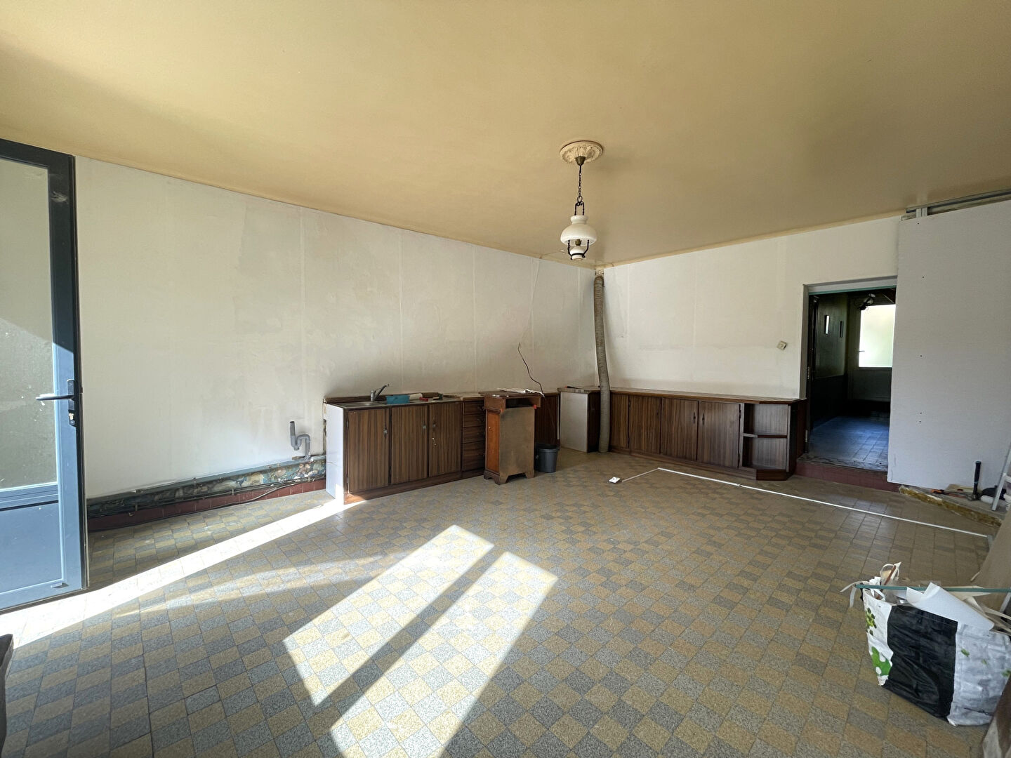 Maison T6 à Illifaut