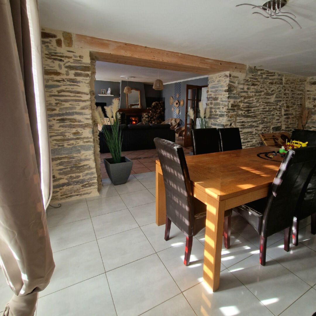 Maison T6 à Soudan