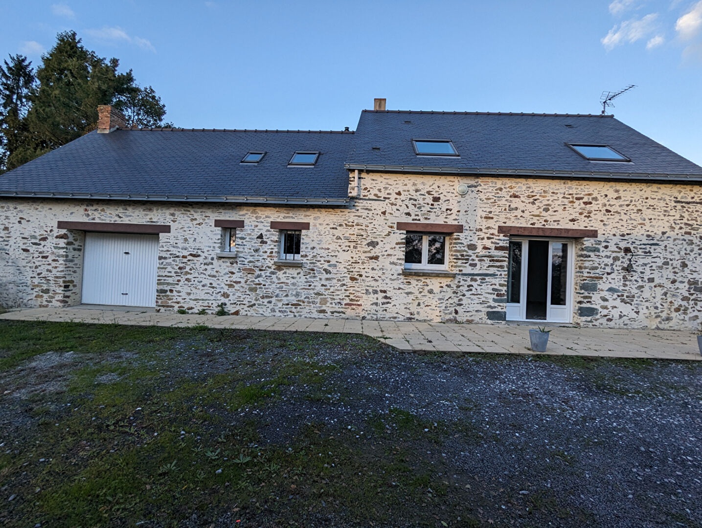 Maison T6 à Soudan