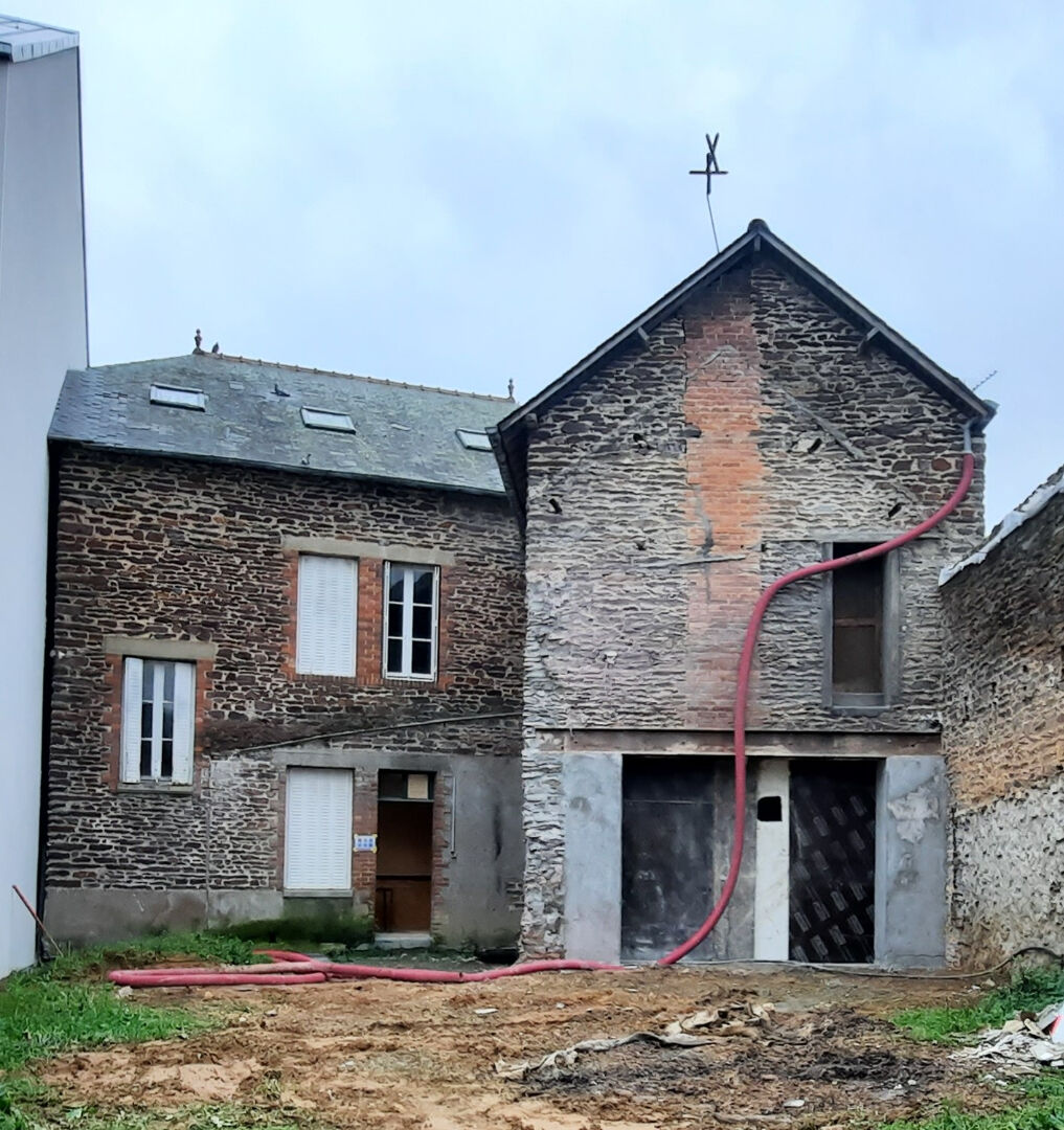 Maison T11 à Mordelles