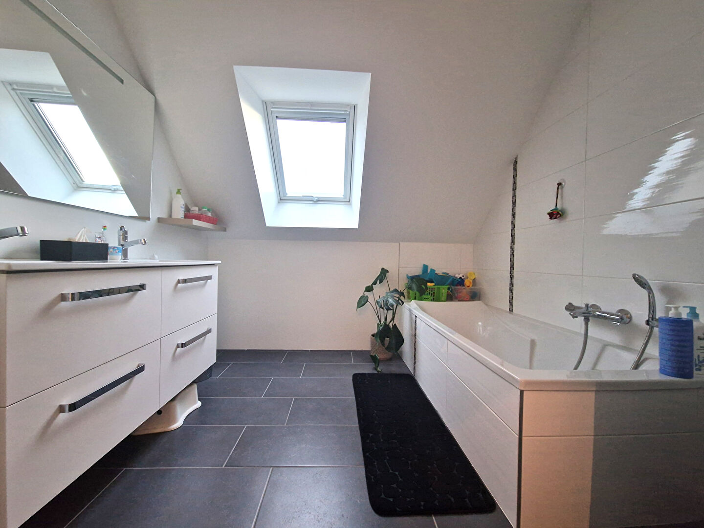 Maison T6 à Domagne