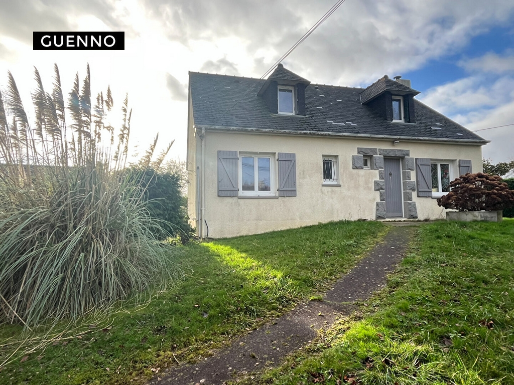 Maison T6 à Irodouer
