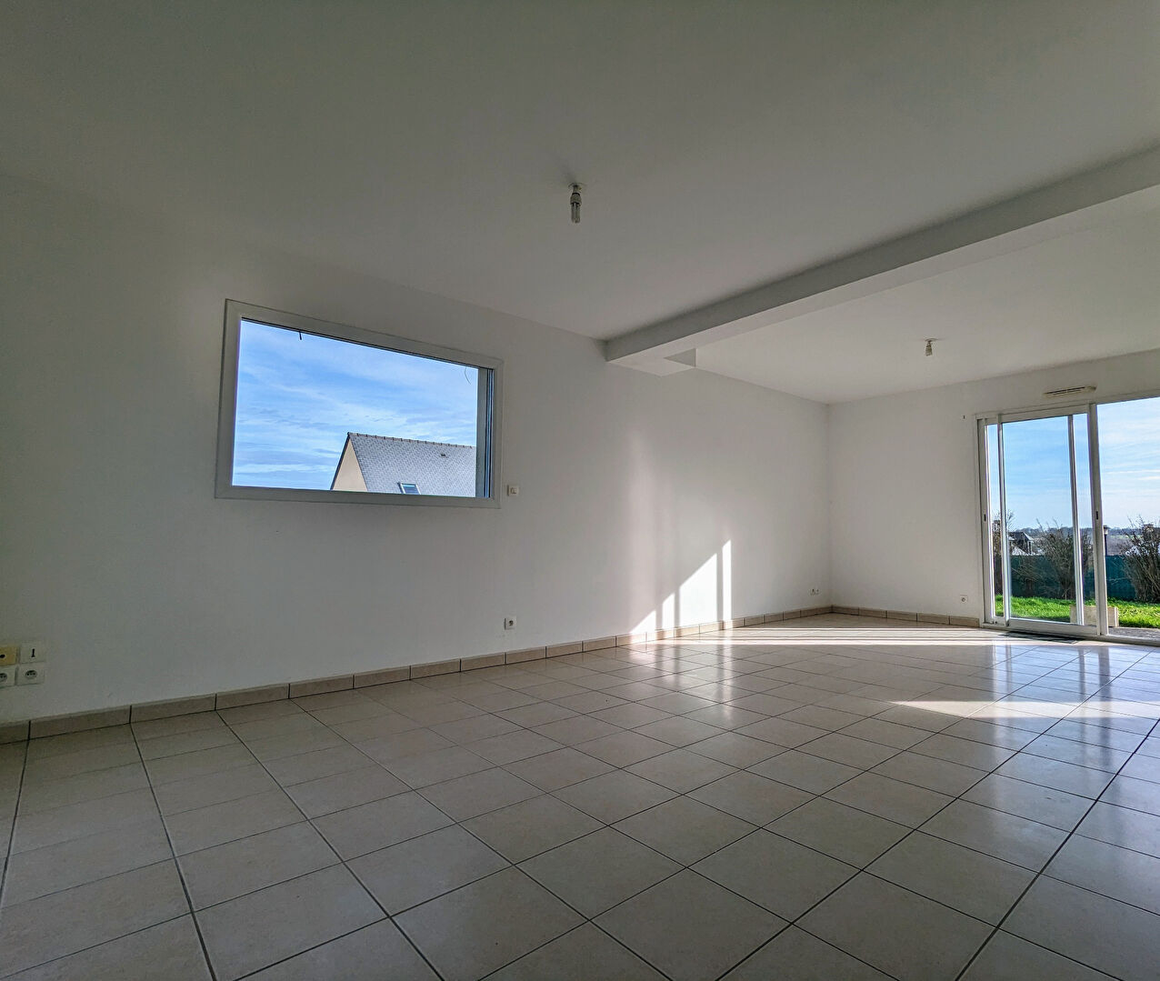 Maison T5 à Mezieres sur couesnon