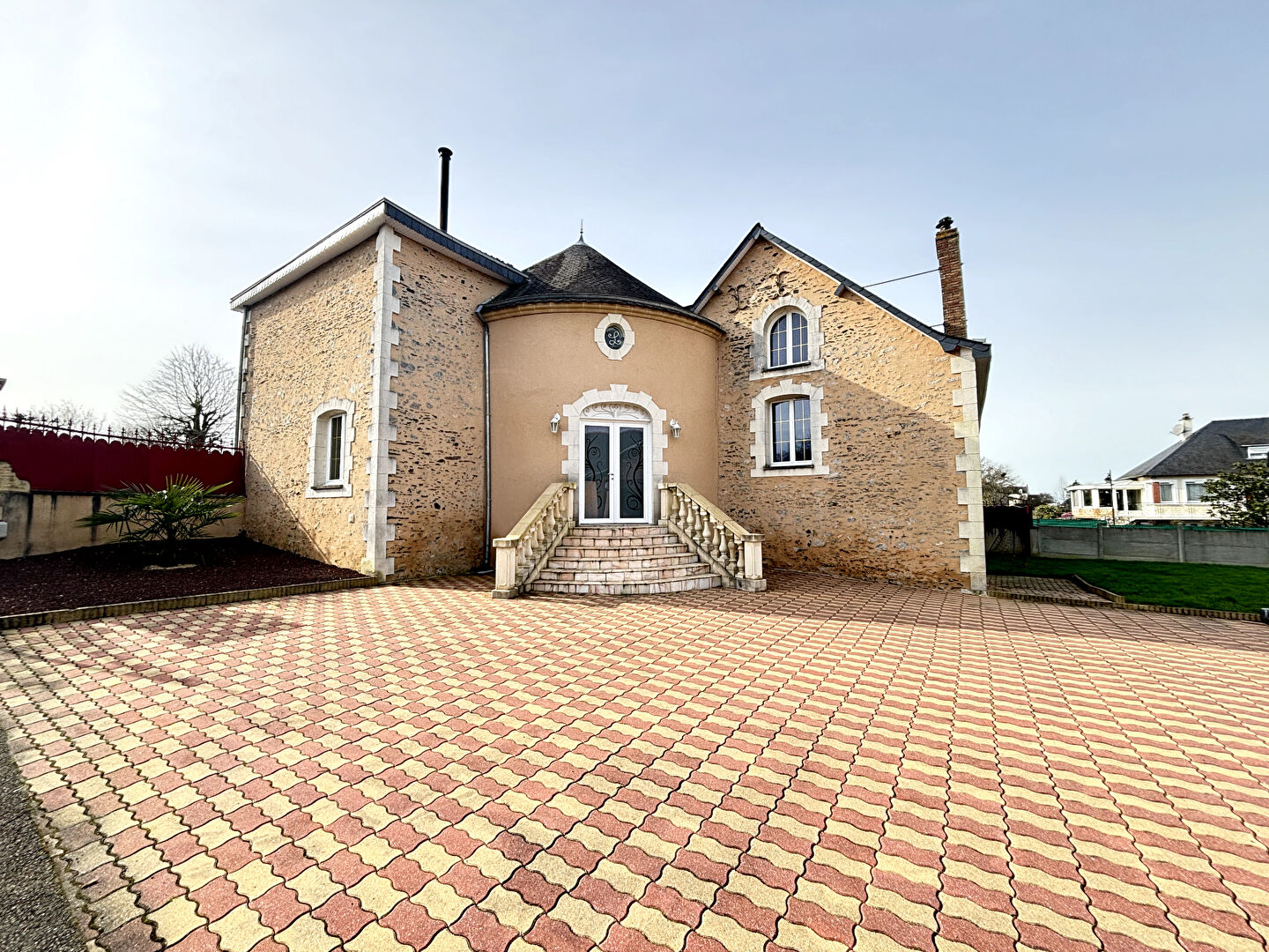 Maison T6 à Bonchamp les laval