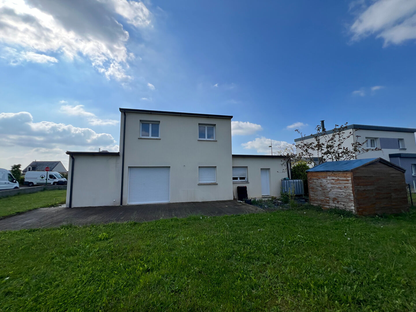 Maison T6 à Irodouer